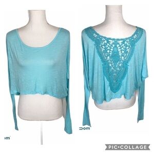 LF Aqua Knit Back Cropped Top NWT XS Blue